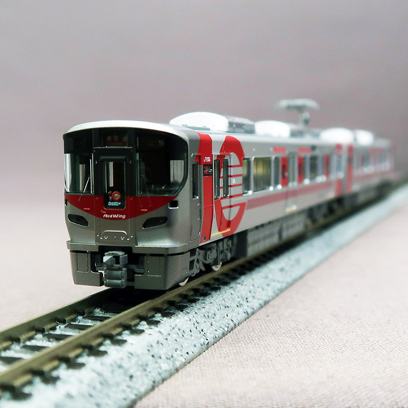 TOMIX　97982　JR 227系 (ﾃﾞﾋﾞｭｰ10周年ﾗｯﾋﾟﾝｸﾞ列車) 2両