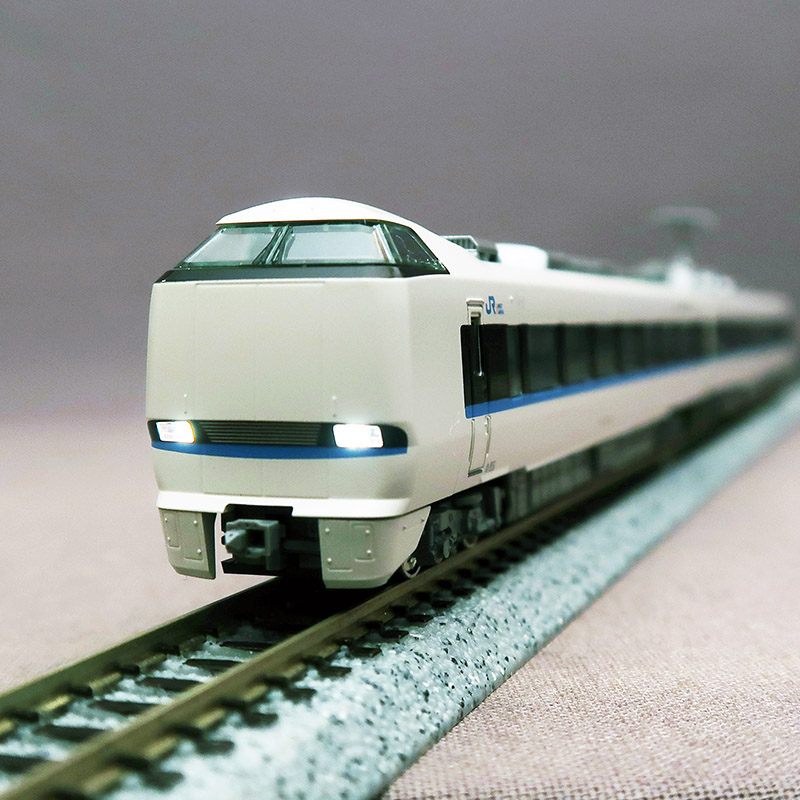 KATO　10-2143+2144　JR 683系-4000 ｻﾝﾀﾞｰﾊﾞｰﾄﾞ(ﾘﾆｭｰｱﾙ車) 基本+増結 9両組