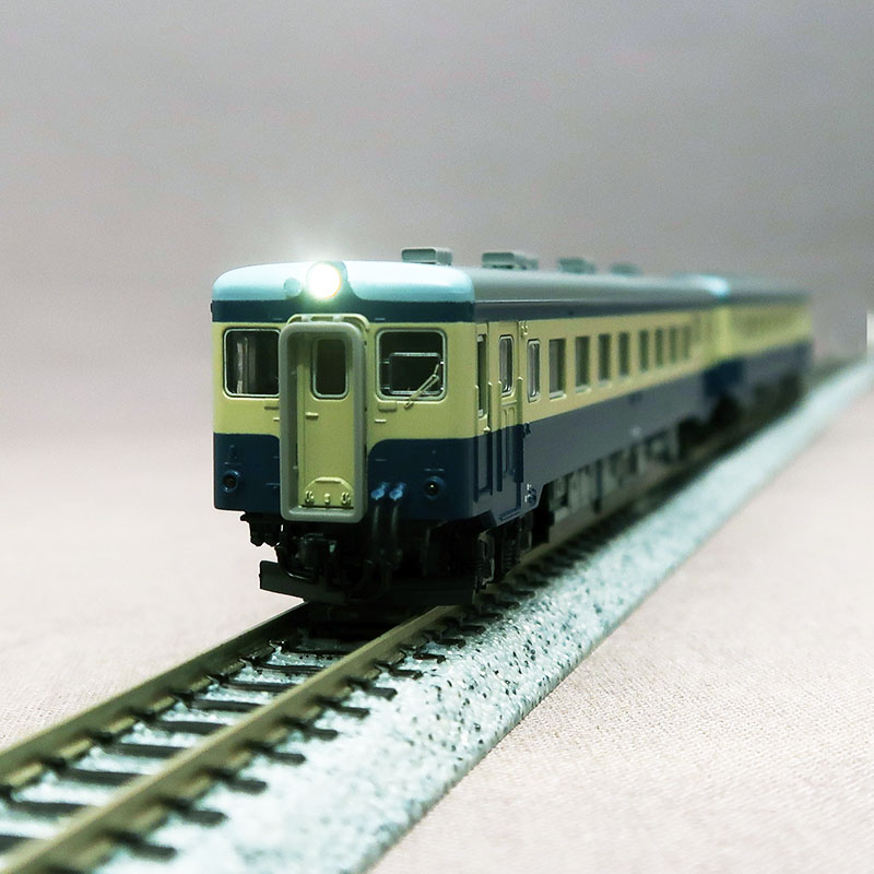 A8692　国鉄キハ22初期型 登場時 旧塗装