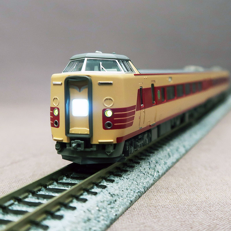 KATO　10-2037+2038　JR 381系 しなの (JR仕様) 基本+増結 9両組