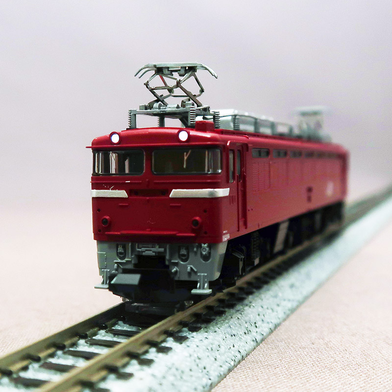 TOMIX　7120　JR EF81 (青森車両ｾﾝﾀｰ 双頭形連結器付)