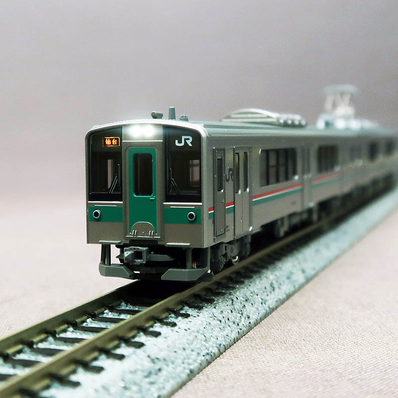 KATO　10-1553S　JR 701系-1000 仙台色 4両