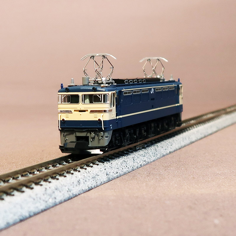 KATO　3060-3　JR EF65-500 P形特急色