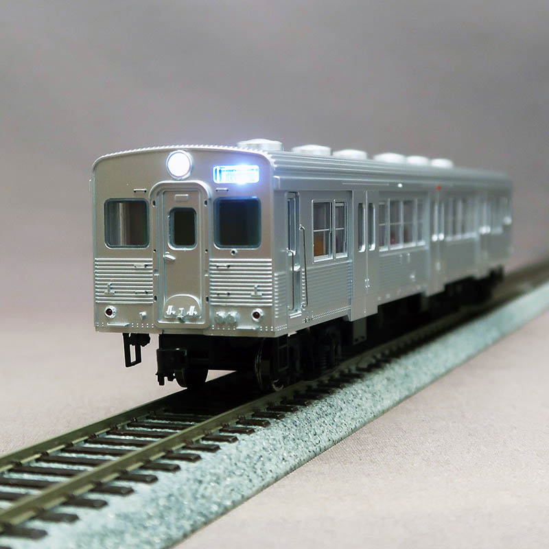 トラムウェイ　TW-K35-900D-T　国鉄キハ35 ｽﾃﾝﾚｽ製銀色 M無
