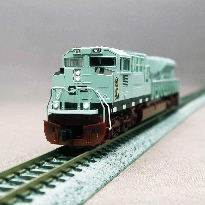 KATO USA　176-8543　SD70ACU Nose Headlights CP #7022