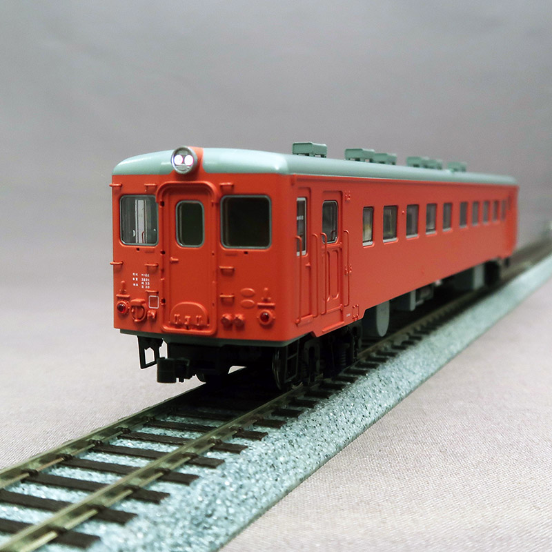 トラムウェイ　TW-K22B-M　国鉄キハ22 首都圏色(6個ﾍﾞﾝﾁﾚｰﾀｰ) M付