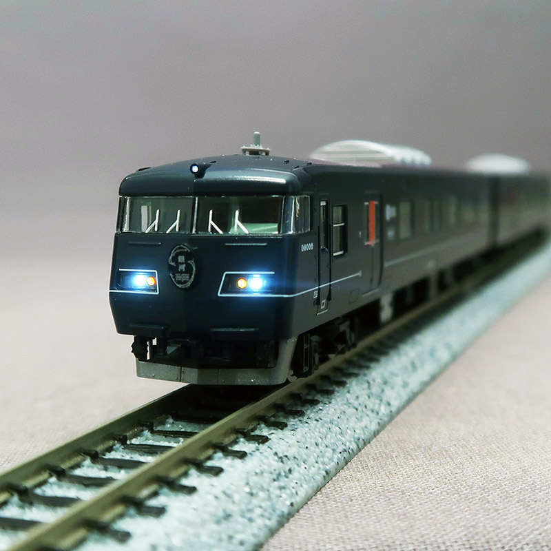 TOMIX　98714　JR 117系-7000 (WEST EXPRESS銀河) 6両